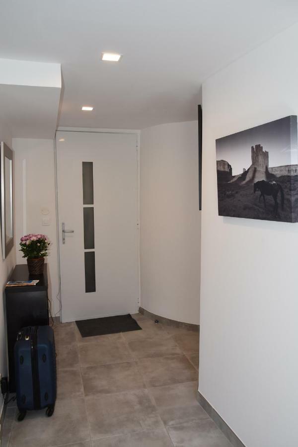 Massilia New'Z Appart Marseille Exterior photo